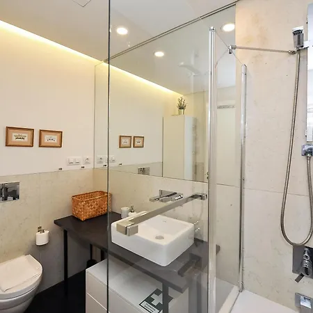 Sunny & Bright Amoreiras - Checkinhome *