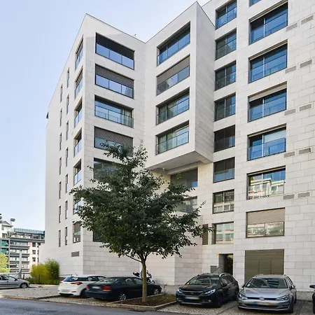Sunny & Bright Amoreiras - Checkinhome Apartment Lissabon